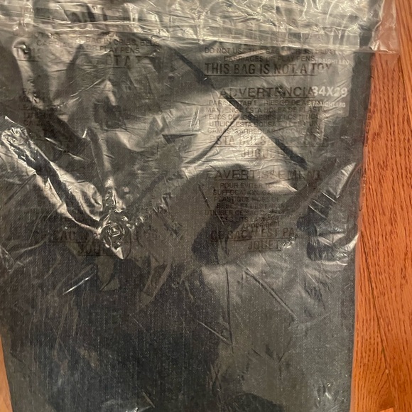 NWT LEE’s Relaxed Fit Men’s Jeans size 34x29 straight leg - Picture 3 of 6